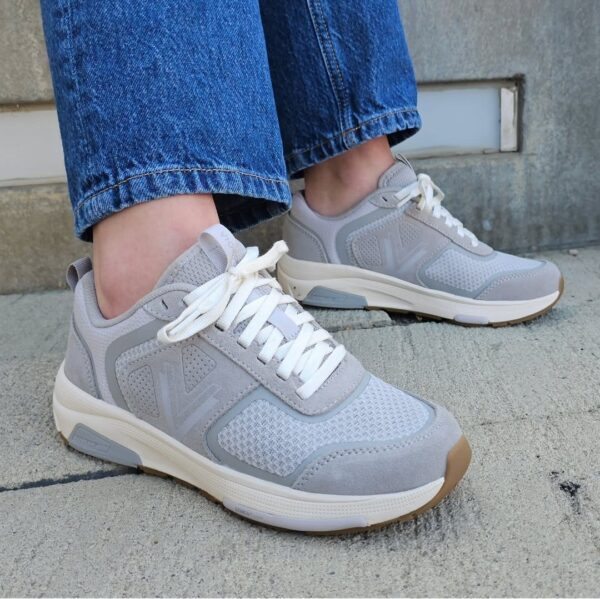 WALK STRIDER KNIT